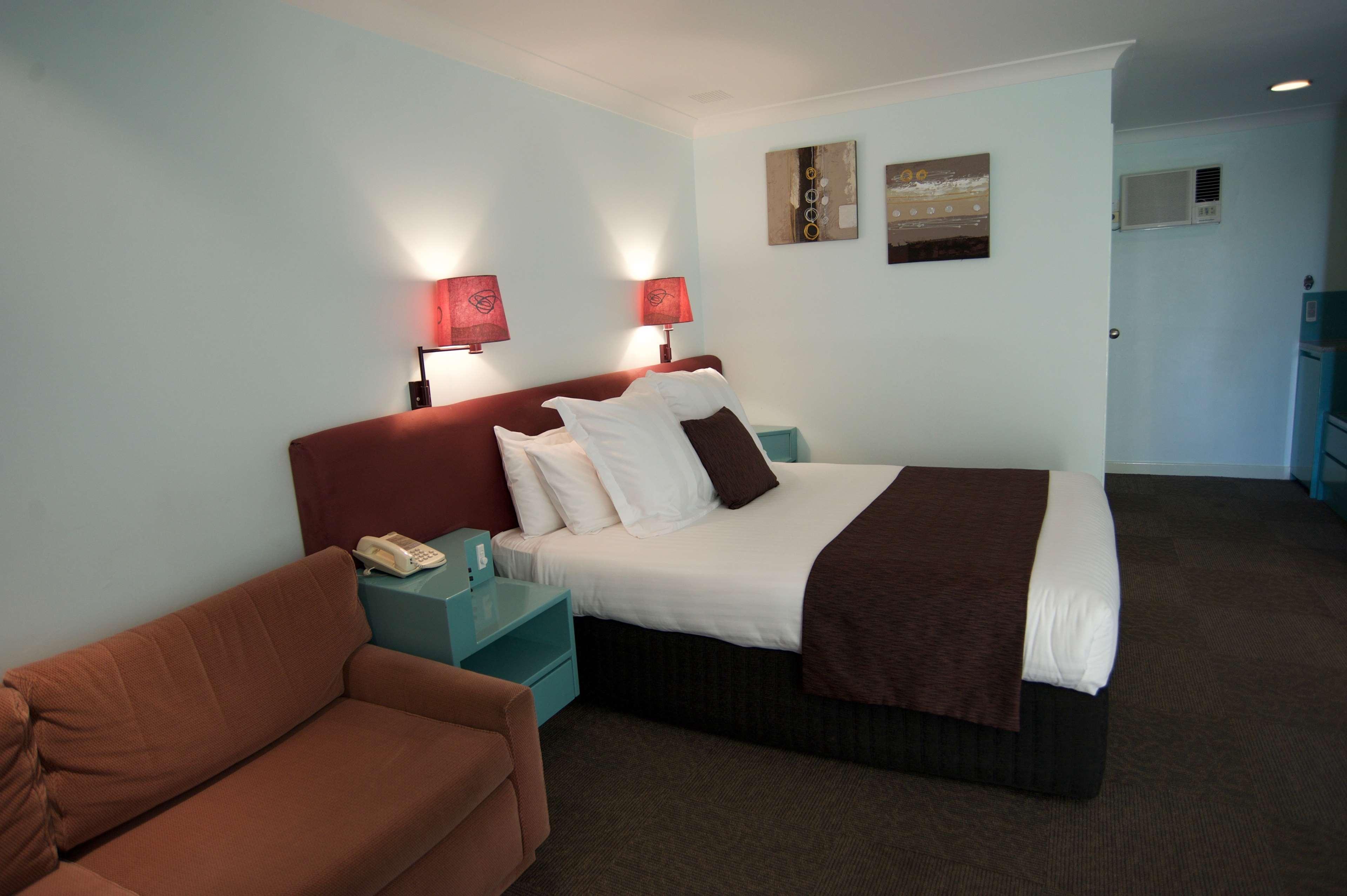 Surestay Hotel By Best Western The Clarence On Melville Albany Exterior photo