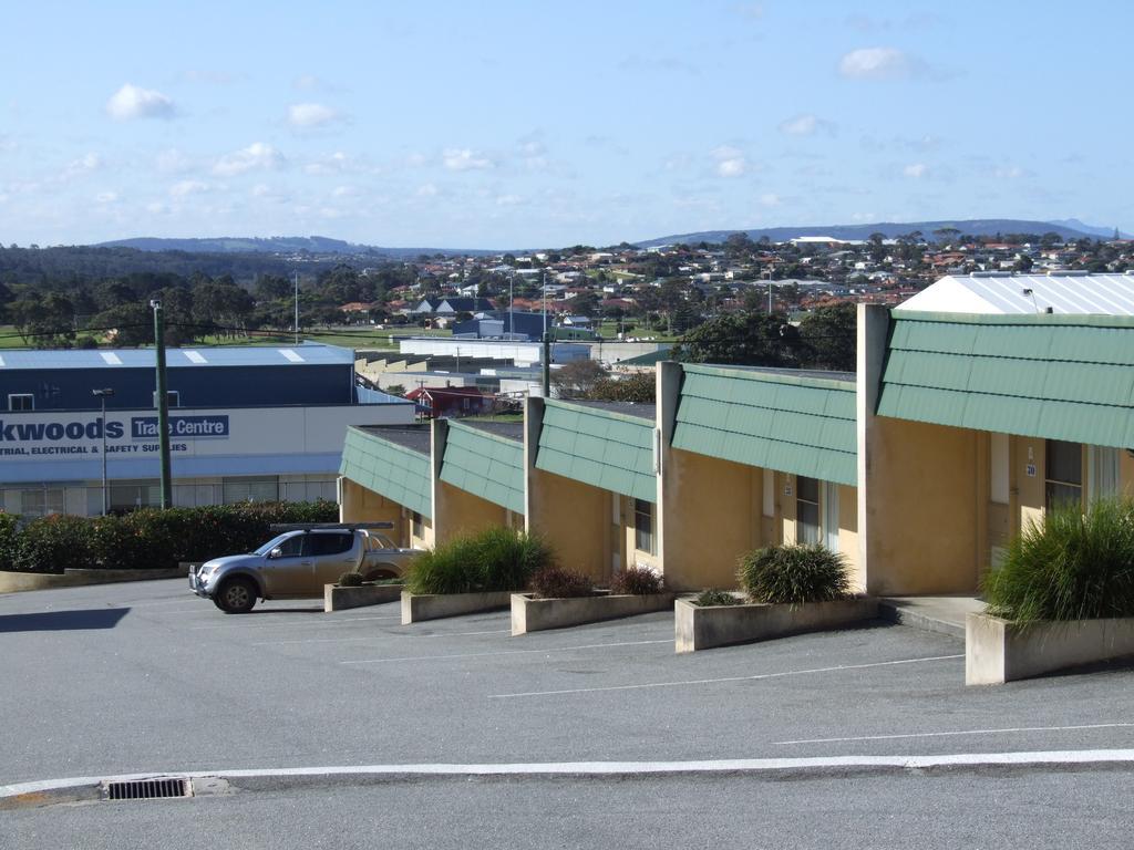 Surestay Hotel By Best Western The Clarence On Melville Albany Exterior photo