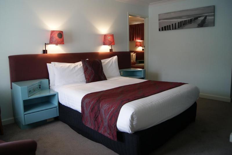 Surestay Hotel By Best Western The Clarence On Melville Albany Exterior photo